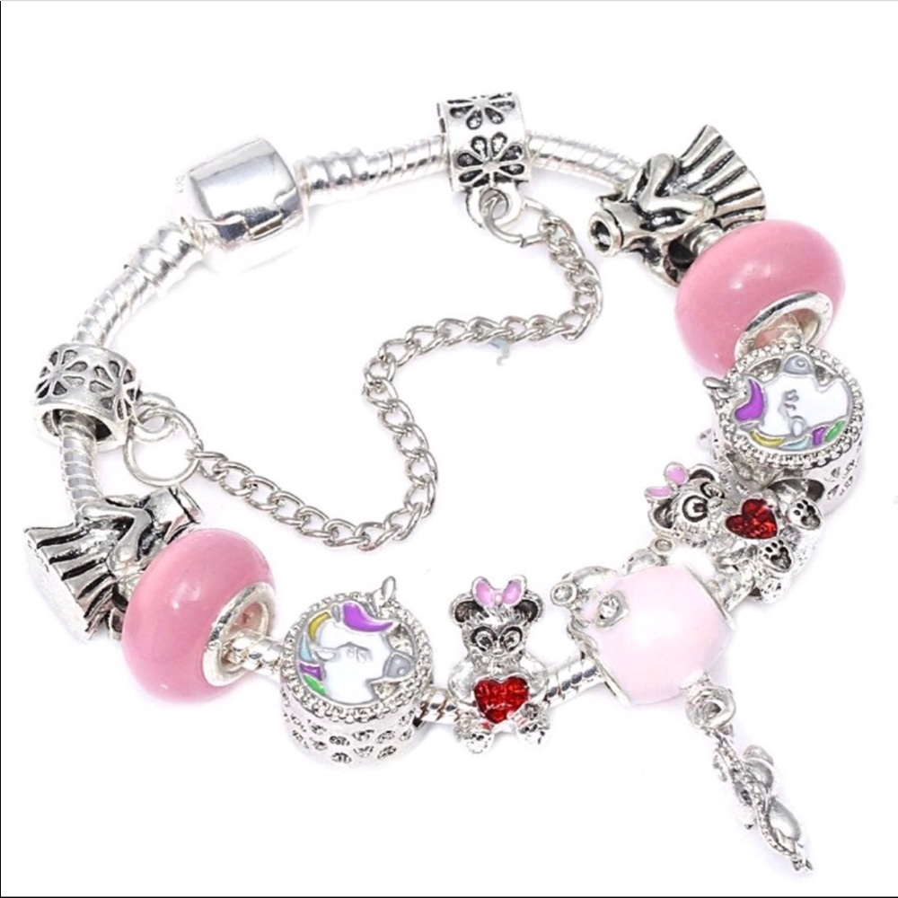 Brand New 21cm Unicorn Charm Bracelet